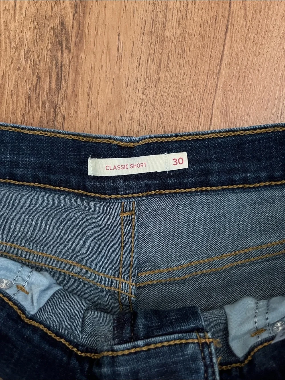 Levi’s Classic Shorts